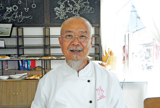 'Ông Bụt' nặng lòng với thanh thiếu niên nghèo Ông Francis Nguyễn Văn Hội.