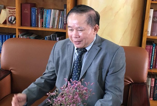 Vì sao nhiều quan chức ‘rơi’ khỏi danh sách công nhận giáo sư? GS. Bùi Văn Ga, Phó Chủ tịch Hội đồng chức danh giáo sư nhà nước.