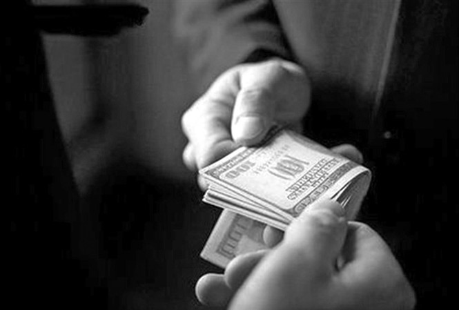 3,6 triệu USD được chuyển ra nước ngoài bằng cách nào? Trong vụ đánh bạc ngàn tỷ, đã có 3,6 triệu USD được chuyển ra nước ngoài.
