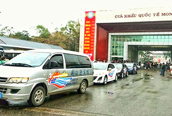 Khách Trung Quốc được lái xe sang Hạ Long Du khách Trung Quốc được tự lái xe sang TP Hạ Long.