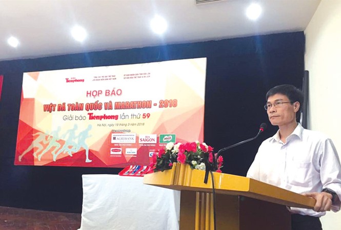Ấn tượng với VĐV phong trào VĐV phong trào Phạm Hà Lâm chia sẻ mong muốn phát triển phong trào chạy bộ tại cuộc họp báo. Ảnh: Hùng Hải.