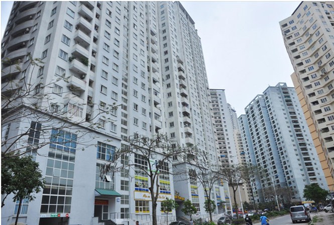 Cư dân sợ hãi, muốn chuyển nơi ở Ba tòa chung cư CT4, CT5A-B, CT6 thuộc khu đô thị Văn Khê, quận Hà Đông. Ảnh: Nguyễn Hoàn.