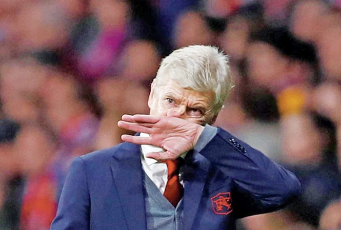 Wenger kết thúc buồn tại Arsenal HLV Wenger khép lại triều đại 22 năm tại Arsenal theo cách đáng quên.