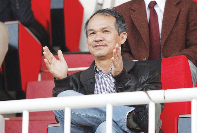 Quyền lực của bầu Đức ở V-League Bầu Đức luôn có những phát biểu mạnh mẽ ở V-League và bóng đá Việt Nam. Ảnh: VSI.