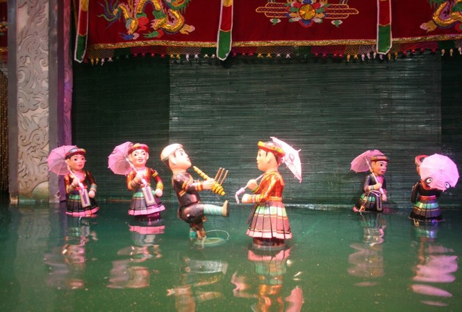 Giữ gìn nghệ thuật rối nước Việt Nam: Cứ để 'Tây' lo? Giữ gìn nghệ thuật rối nước Việt Nam: Cứ để 'Tây' lo?