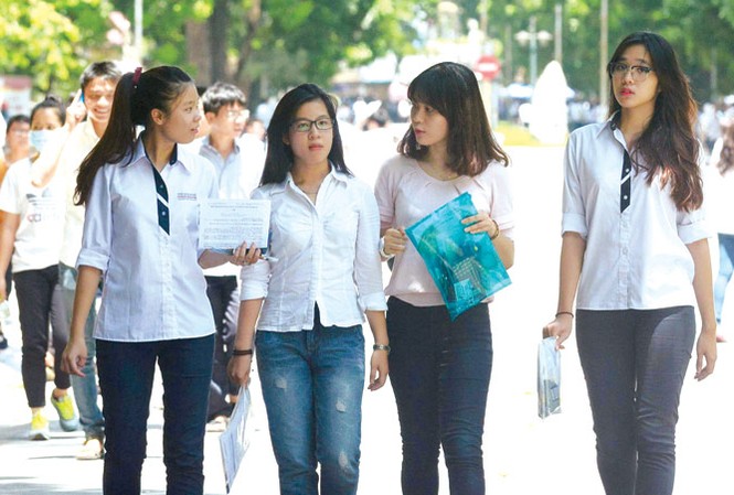 Bỏ bộ chủ quản đại học, bắt đầu từ đâu? Sinh viên trường ĐH Bách Khoa Hà Nội. Ảnh: Ngọc Châu.