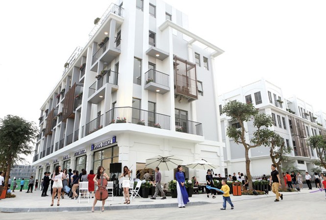 Bất động sản Tây Nam Hà Nội 'thay da đổi thịt' The Manor Central là một điểm đến mới của Hà Nội với quy hoạch mở, thông minh đan xen giữa khu thấp tầng và cao tầng.