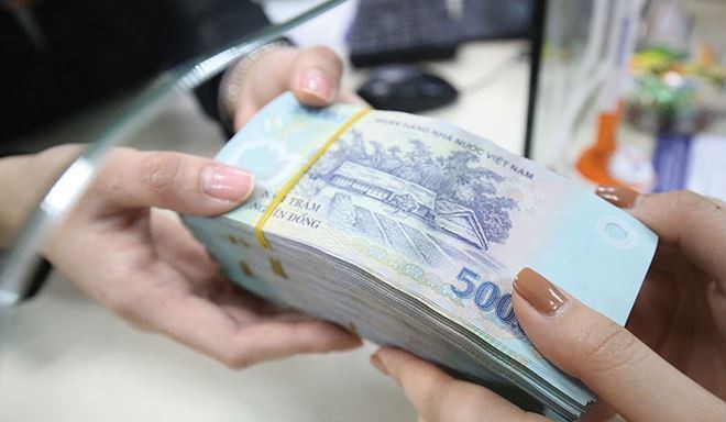 Thanh khoản đang bị…”siết” Lãi suất huy động đang nhích lên khỏi khối cổ phần và NHTM Nhà nước