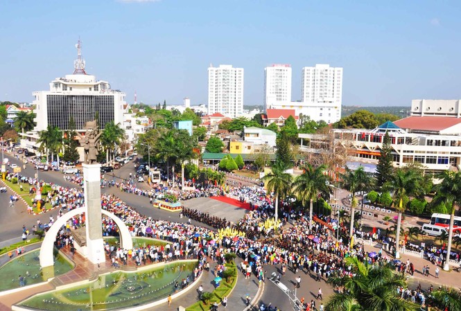 Vào mùa khô, Buôn Ma Thuột bắt đầu cắt nước luân phiên Tháng 3 Buôn Ma Thuột vào mùa lễ hội