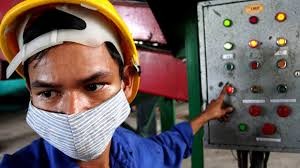 Sếp nhận lương 2,6 tỷ/năm, 140 ngàn người không thưởng tết 140 ngàn người lao động không có thưởng Tết. Ảnh minh họa