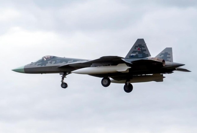 Nga biên chế chiếc Su-57 đầu tiên cho Trung tâm hàng không Litpesk Nga biên chế chiếc Su-57 đầu tiên cho Trung tâm hàng không Litpesk