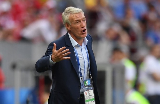 Bị khán giả la ó vì đá như 'cơm nguội', HLV Pháp nói gì? HLV Didier Deschamps đổ lỗi cho Đan Mạch thủ hòa.
