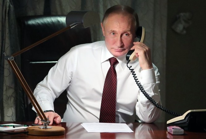 Nga giành chiến thắng lịch sử, Tổng thống Putin gọi điện chúc mừng Tổng thống Nga Vladimir Putin