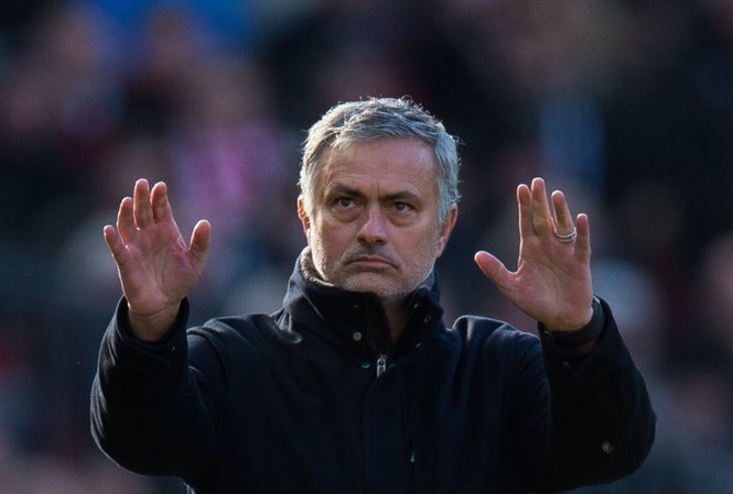Mourinho: 'Đội tuyển Anh có lý do để khóc và... lạc quan' Mourinho cho rằng Anh nên giữ HLV Gareth Southgate