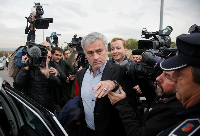 HLV Mourinho lãnh án 1 năm tù vì trốn thuế HLV Mourinho lãnh án 1 năm tù vì trốn thuế