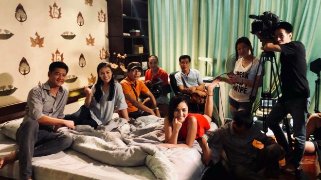 Showbiz 11/7: 'Quỳnh búp bê' sẽ sớm được phát sóng trở lại? Showbiz 11/7: Vì sao bị ngưng phát sóng nhưng 'Quỳnh búp bê' vẫn quay?