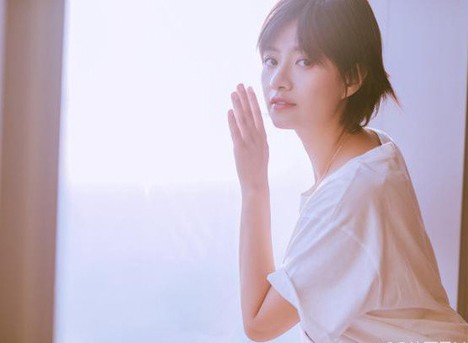 Di thư của sao nữ Trung Quốc nhảy lầu khiến fans bàng hoàng Thẩm Lệ Quân