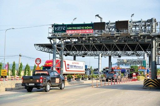 Người dân hưởng lợi, xã hội văn minh Làn thu phí tự động tại các trạm thu phí
