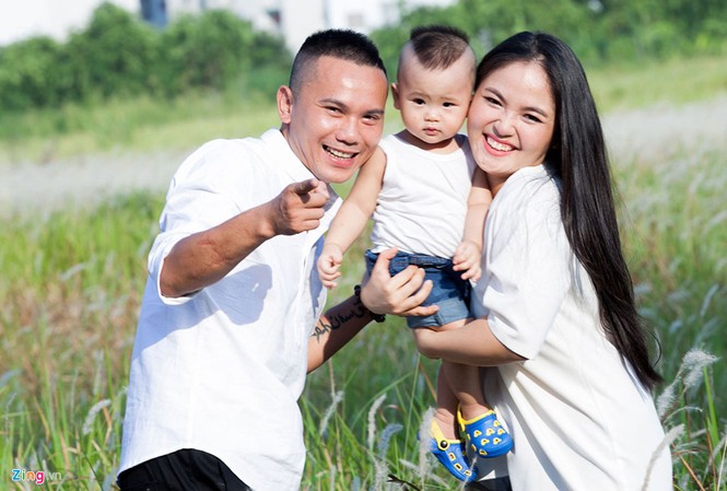 Tú Dưa qua lời kể vợ ba Tú Dưa qua lời kể vợ ba