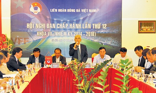 Nên hoãn đại hội 8 VFF? Việc liên đoàn thành viên không hoặc ít hoạt động trong thời gian dài vẫn tham gia giới thiệu ứng viên và tham gia bầu cử tại Đại hội VFF khóa 8 liệu có ảnh hưởng tới chất lượng đội ngũ lãnh đạo?
ảnh: VSI