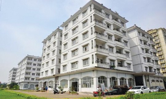 Nên dừng xây nhà tái định cư Một khu nhà tái định cư ở Hà Nội.