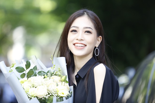 Á hậu Phương Nga từng mơ làm... người giúp việc Á hậu Phương Nga xuất hiện giản dị sau cuộc thi Miss Grand
International