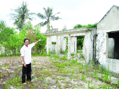 Cát biển 'nuốt' làng Cát biển 'nuốt' làng
