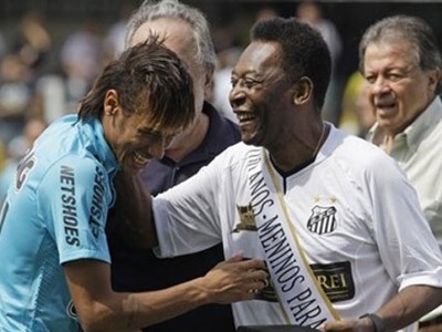 Pele: Brazil thế hệ 1970 xuất sắc hơn Tây Ban Nha hiện tại Pele: Brazil thế hệ 1970 xuất sắc hơn Tây Ban Nha hiện tại
