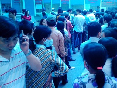 Vào bệnh viện: Đợi chờ là chính! Vào bệnh viện: Đợi chờ là chính!