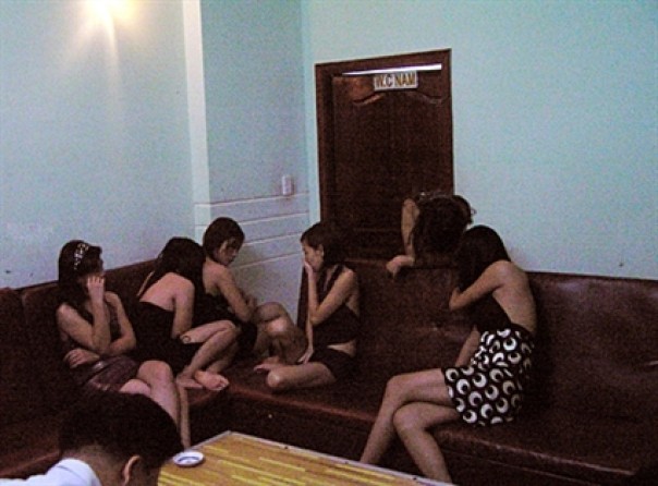 Ham 'đi tàu nhanh' siêu rẻ, nhiều tài xế sập bẫy tình Ham 'đi tàu nhanh' siêu rẻ, nhiều tài xế sập bẫy tình