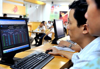 VN-Index lùi sát vùng 500 điểm VN-Index lùi sát vùng 500 điểm