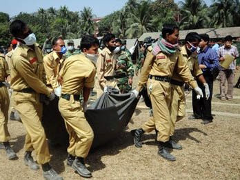 Bangladesh kết án tử hình 152 binh sỹ Thi thể của các sỹ quan cấp cao bị vứt xuống cống hoặc chôn dưới các ngôi mộ sơ sài năm 2009