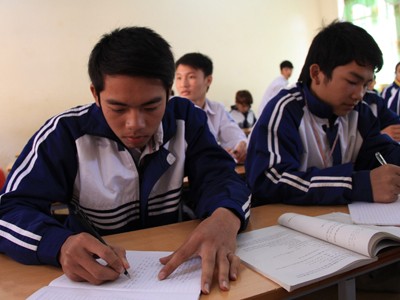 Đề nghị tặng huy hiệu “Tuổi trẻ dũng cảm” cho đoàn viên cứu người Đề nghị tặng huy hiệu “Tuổi trẻ dũng cảm” cho đoàn viên cứu người