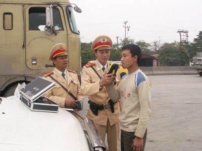 Thông báo về nơi cư trú người vi phạm giao thông: Hiệu quả thấp Thông báo về nơi cư trú người vi phạm giao thông: Hiệu quả thấp
