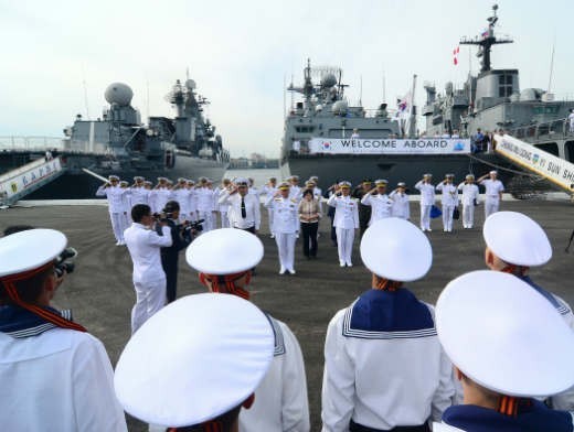 Báo Nga: Thủ tướng Medvedev nói về cơ sở chữa tàu Báo Nga: Thủ tướng Medvedev nói về cơ sở chữa tàu