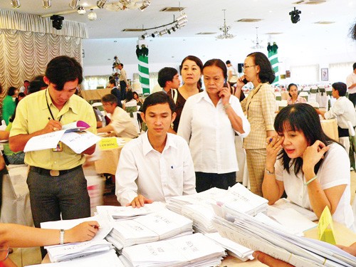 Trường ĐH gom hết thí sinh vào hệ trung cấp Trường ĐH gom hết thí sinh vào hệ trung cấp