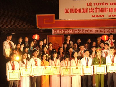 Thu hút nhân tài đừng quên sử dụng Thu hút nhân tài đừng quên sử dụng
