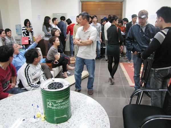Hàng trăm hộ dân Keangnam không thể về nhà Hàng trăm hộ dân Keangnam không thể về nhà