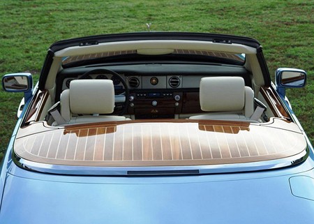BMW kỷ niệm chiến thắng Mille Miglia với Z4 sDrive35is BMW kỷ niệm chiến thắng Mille Miglia với Z4 sDrive35is