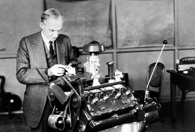 Henry Ford – doanh nhân, người đi đầu, thiên tài Henry Ford – doanh nhân, người đi đầu, thiên tài