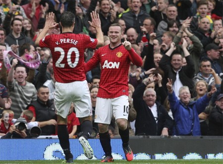 Hai 'đại gia' thành Manchester cùng thắng Hai 'đại gia' thành Manchester cùng thắng