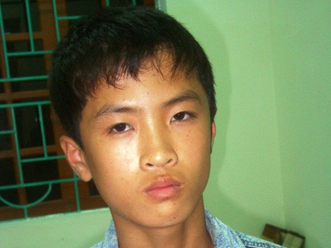 Nam sinh lớp 10 gửi thư đe dọa chặt tay để tống tiền Nam sinh lớp 10 gửi thư đe dọa chặt tay để tống tiền