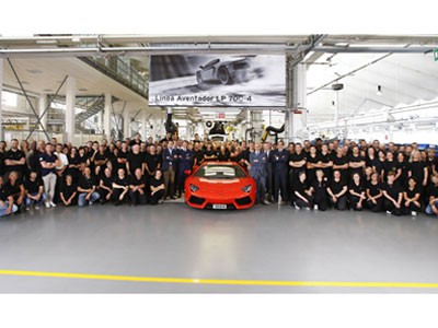 Lamborghini xuất xưởng chiếc Aventador thứ1.000 Lamborghini xuất xưởng chiếc Aventador thứ1.000
