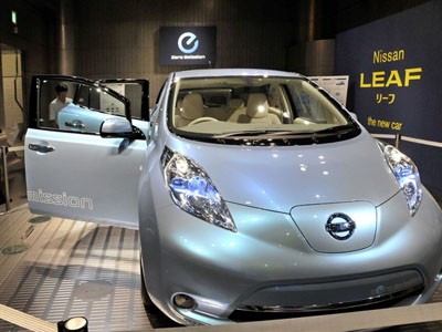 Nissan Leaf - ‘Xe của năm 2011’ tại châu Âu Nissan Leaf - ‘Xe của năm 2011’ tại châu Âu