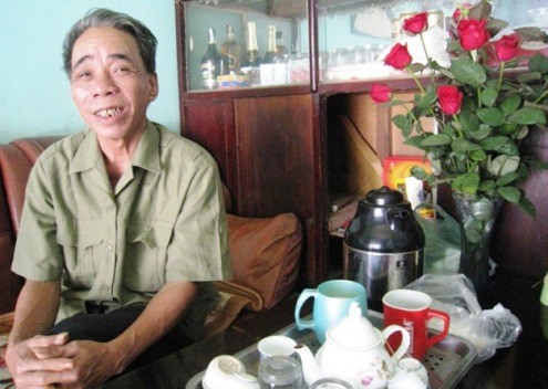 Gặp tài xế chở Dương Văn Minh đi tuyên bố đầu hàng Gặp tài xế chở Dương Văn Minh đi tuyên bố đầu hàng