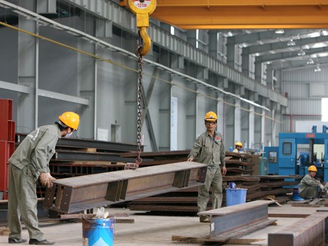 Chủ doanh nghiệp bán nhà, cắm xe nuôi quân Chủ doanh nghiệp bán nhà, cắm xe nuôi quân