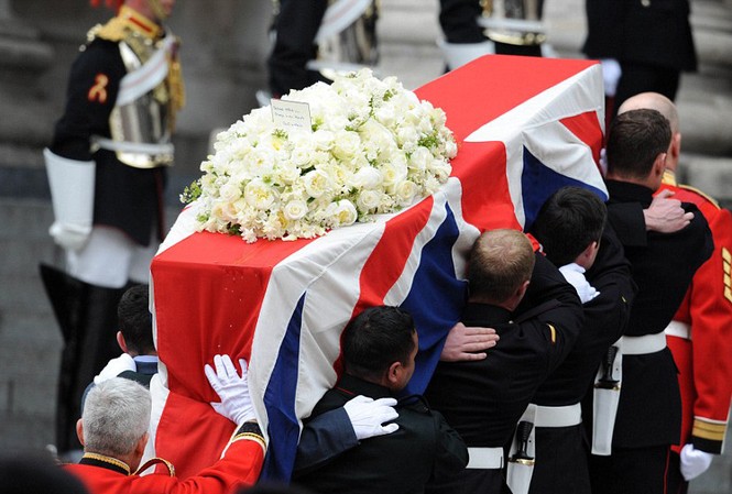 Tiễn biệt ‘bà đầm thép’ Margaret Thatcher Tiễn biệt ‘bà đầm thép’ Margaret Thatcher