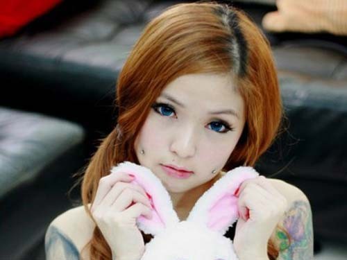 Ngắm hot girl xăm hình nổi tiếng nhất Malaysia Ngắm hot girl xăm hình nổi tiếng nhất Malaysia