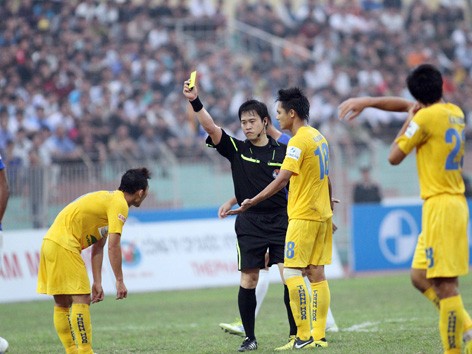V-League 2014: VFF ra chiêu chống tiêu cực V-League 2014: VFF ra chiêu chống tiêu cực