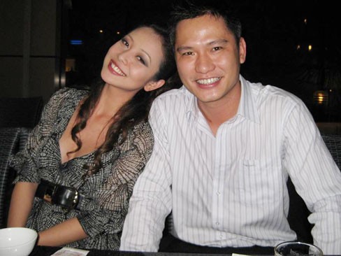 Jennifer Phạm đã sinh con gái Jennifer Phạm đã sinh con gái